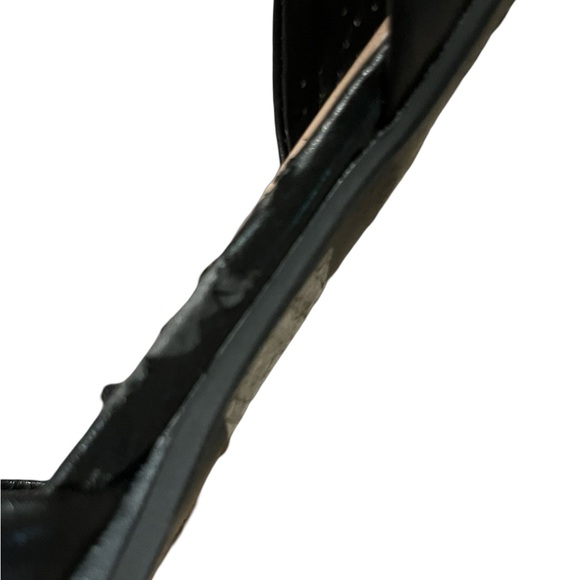 Tommy Hilfiger Black Pointy Toe shoes - size 8 Tommy Hilfiger shoe- black flats - Picture 9 of 9